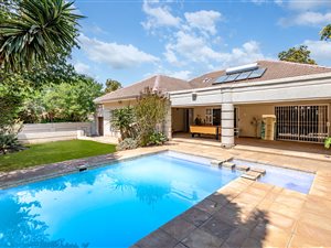 6 Bed House in Greenside