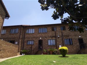 3 Bed Duplex in Southcrest