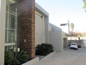 4 Bed Cluster in Oriel