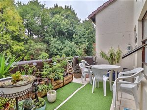 2 Bed Townhouse in Edenglen