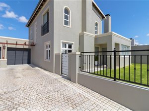 3 Bed House in Avalon Estate