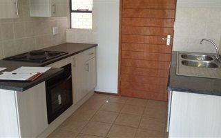 2 Bedroom Apartment in Jansen Park
