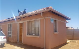 3 Bedroom House in Albertsdal