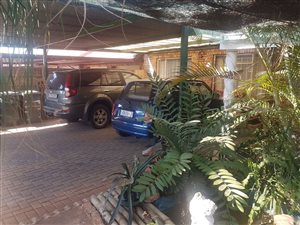 4 Bed House in Hesteapark