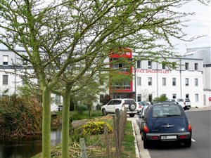 107 m² Commercial space in Firgrove