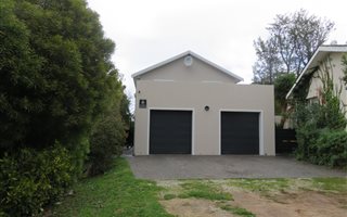 3 Bedroom House in Golden Acre