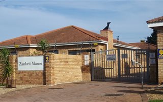 3 Bedroom Townhouse in Lorraine