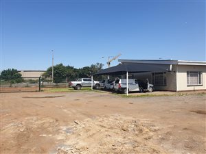 1100 m² Industrial space in Isando
