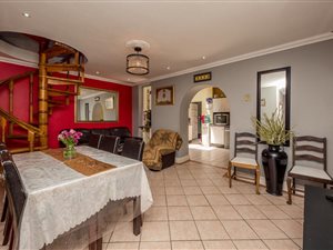 2 Bed House in Walmer Estate