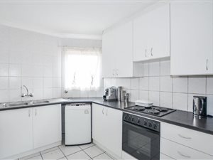 2 Bed Apartment in Ferndale