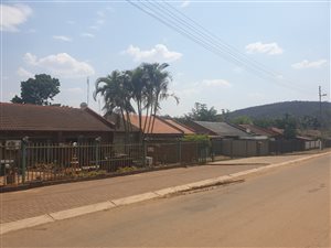 3 Bed Townhouse in Louis Trichardt