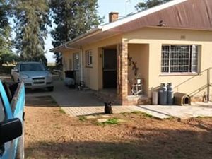 2300 m² Farm in Vredendal