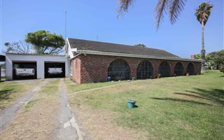 37.9 ha Farm in Winterstrand