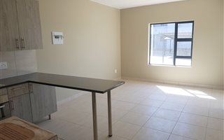 2 Bedroom Apartment in Glen Austin