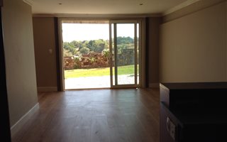Bachelor apartment in Irene
