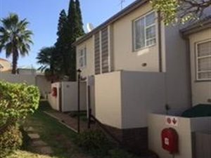 3 Bed Duplex in Bedford Gardens