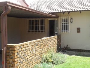 2 Bedroom Townhouse in Bonaero Park