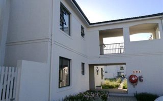 2 Bedroom Apartment in Durbanville