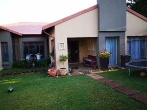 3 Bed House in Farrarmere