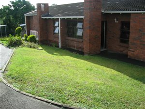 3 Bed Townhouse in Bisley