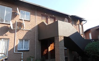 3 Bedroom Apartment in Mayberry Park