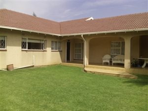 3 Bed House in Mackenzie Park