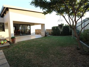 4 Bed House in Palm Lakes Estate