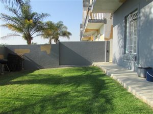 2 Bed Townhouse in Brakpan North