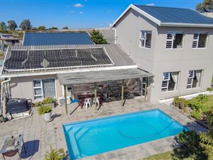 42 ha Farm in Hopefield