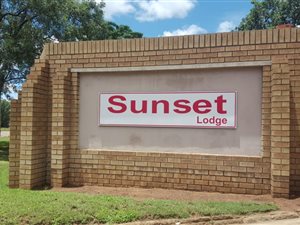 2 Bed Apartment in Phalaborwa