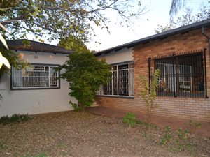 4 Bed House in Villieria