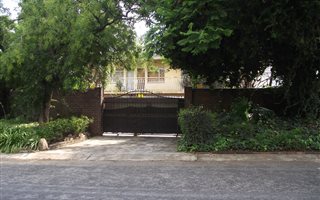 2 Bedroom Garden Cottage in Blairgowrie
