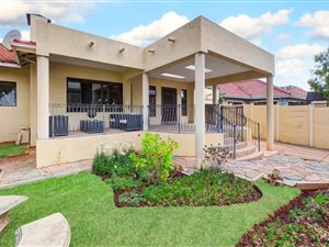 4 Bed House in Emmarentia