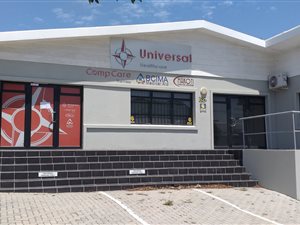 317 m² Office Space in Newton Park