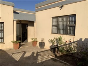 2 Bed House in Tembisa