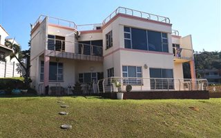 4 Bedroom House in Desainagar