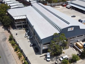 5500 m² Commercial space in Strydompark