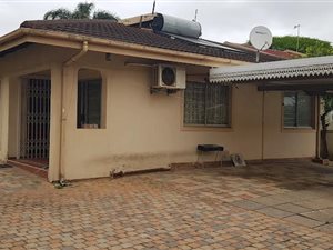 4 Bed House in Stonebridge