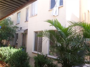 3 Bed Townhouse in Magalieskruin