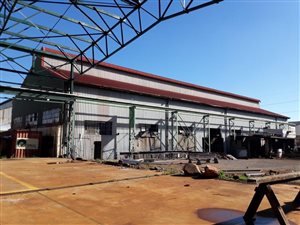 3300 m² Industrial space in Industria West