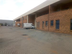 792 m² Industrial space in Ormonde
