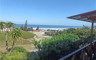 4 Bedroom House in Seaview