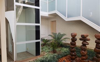 633 m² Commercial space in Waterkloof Ridge