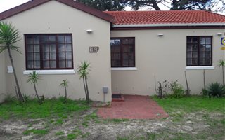 3 Bedroom House in Rondebosch East