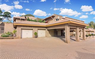 3 Bedroom Townhouse in Atholl