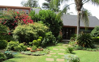 5 Bedroom Duet in Kilner Park