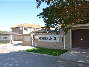 3 Bed Apartment in Windsor Park