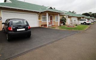 3 Bedroom Simplex in Somerset Park