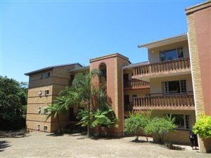 1450 m² Commercial space in Uvongo