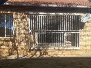 2 Bed Simplex in Grobler Park